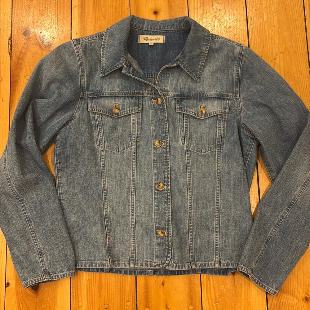 Madewell women’s cropped denim shirt Size Large